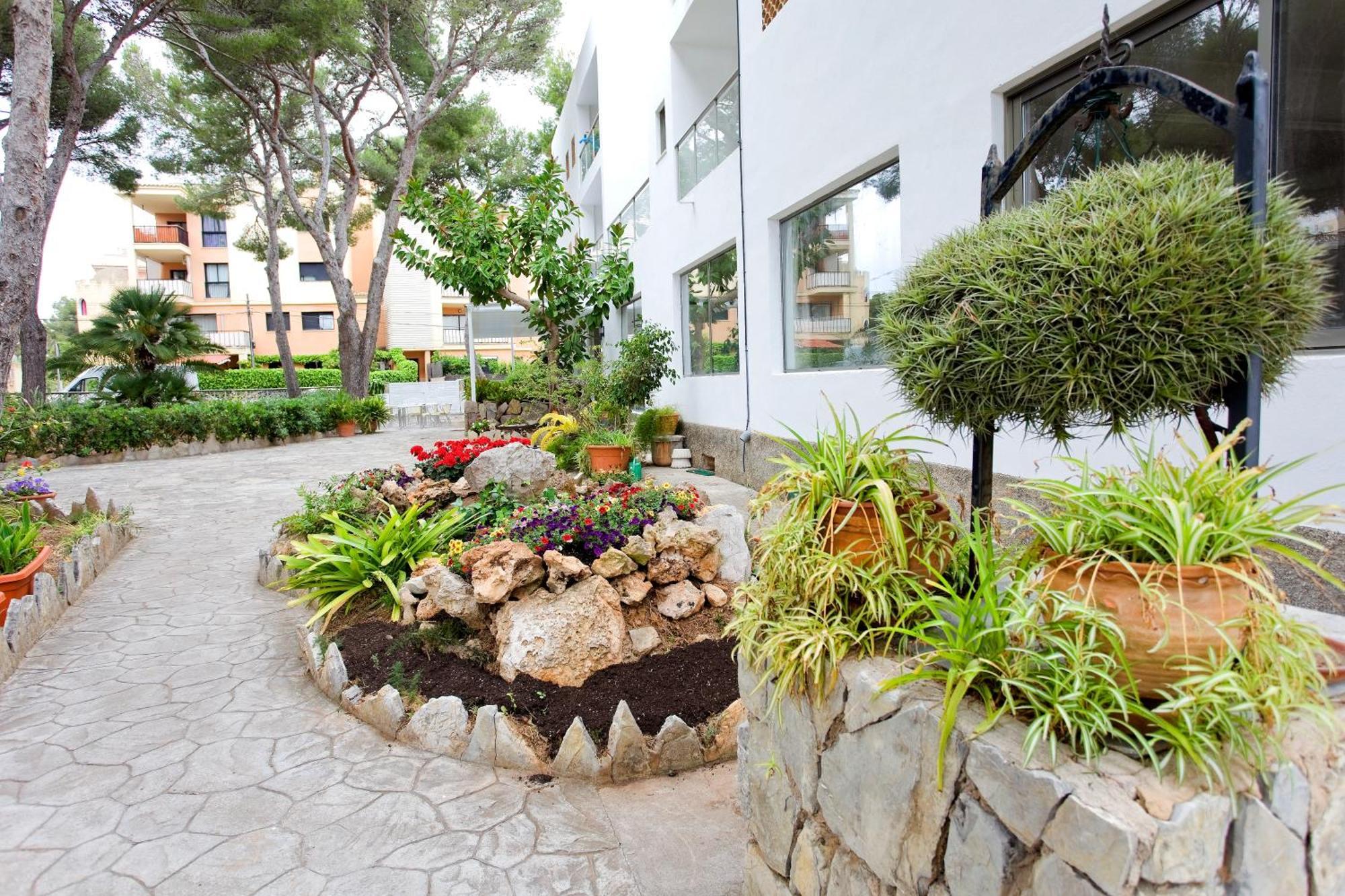 Petit Garden Hotel By Flacalco Cala Ratjada  Exterior foto